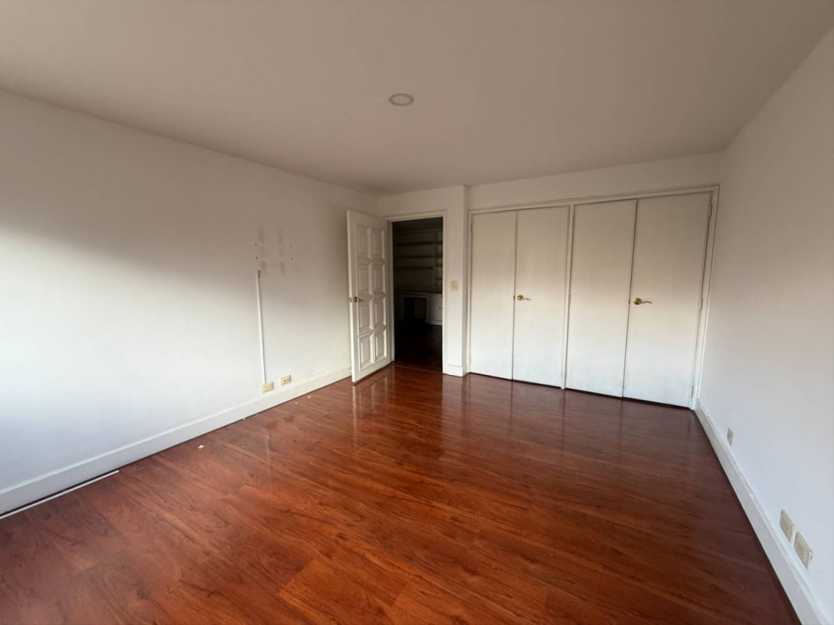 Apartamento en venta en Los Rosales, Bogotá · foto 22 de 24