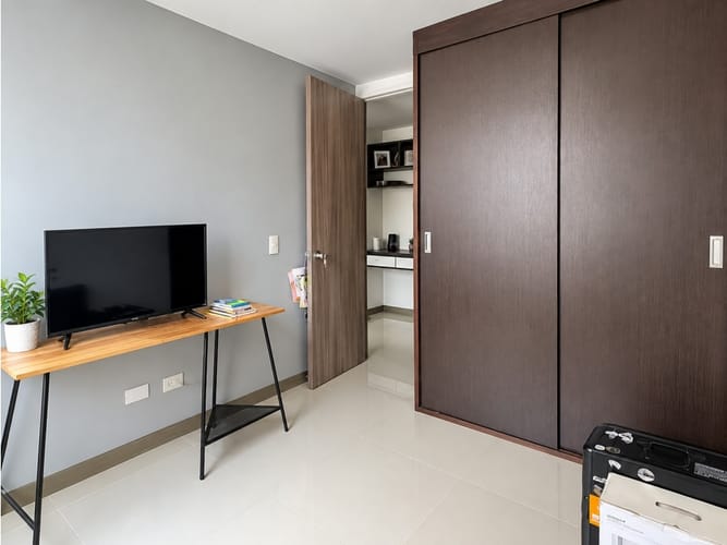 Apartamento de 3 alcobas en venta en Mayorca, Sabaneta, 75 m² · foto 8 de 9