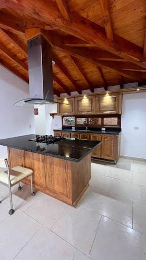 Finca en arriendo en El Capiro, Rionegro, 170 m² · foto 2 de 9