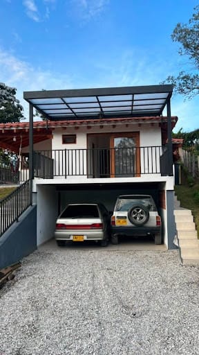 Finca en arriendo en El Capiro, Rionegro, 170 m² · foto 6 de 9