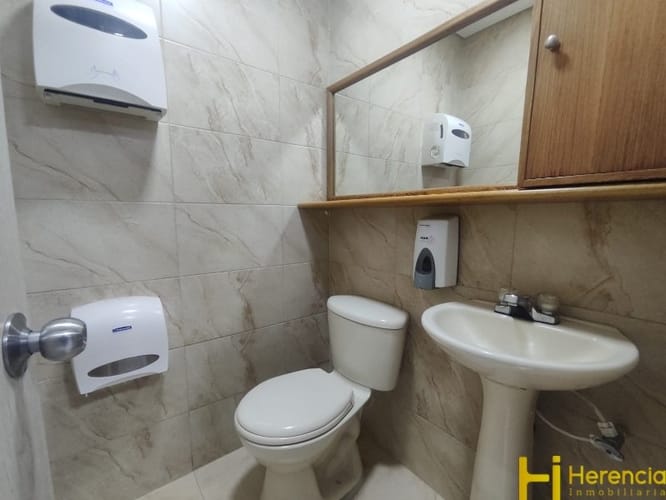 Local en arriendo en Patio Bonito, Medellín, 120 m² · foto 13 de 16