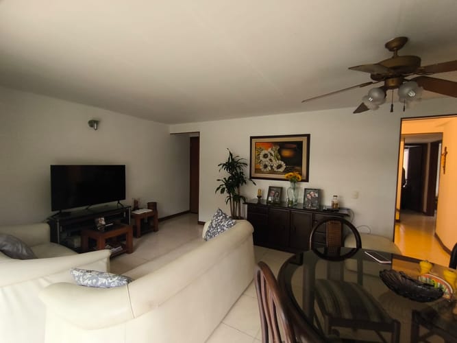 Apartamento de 3 alcobas en venta en La Hacienda, Cali, 101 m² · foto 3 de 15