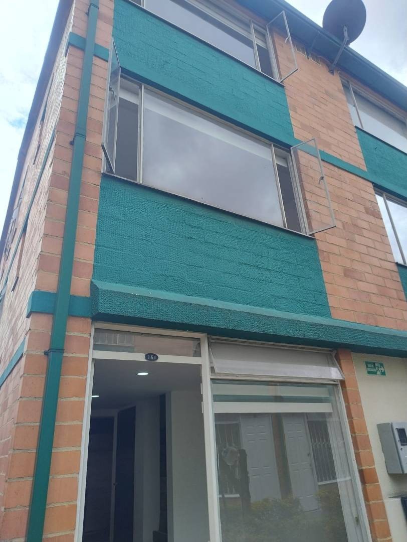 Casa en arriendo en Hipotecho Occidental, Bogotá · foto 3 de 17