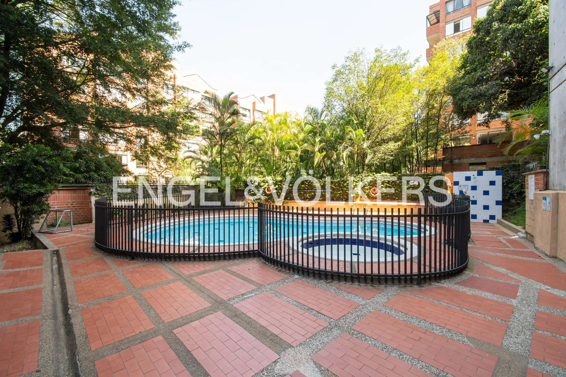 Apartamento en venta en Los Balsos, Medellín · foto 12 de 13