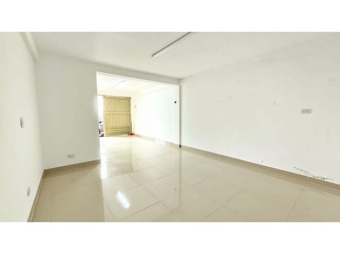 Local en venta en Chipre, Manizales, 29 m² · foto 10 de 14