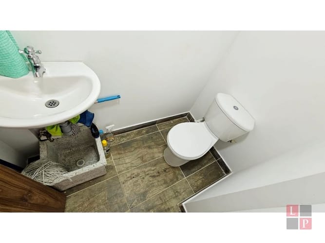 Local en venta en Chipre, Manizales, 29 m² · foto 9 de 14