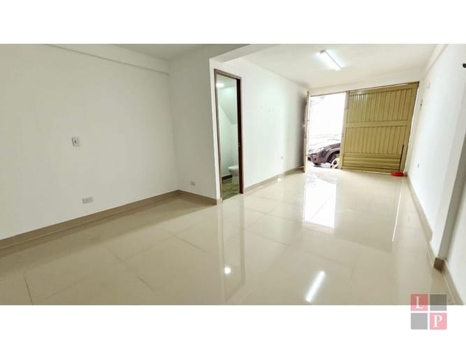 Local en venta en Chipre, Manizales, 29 m² · foto 6 de 14