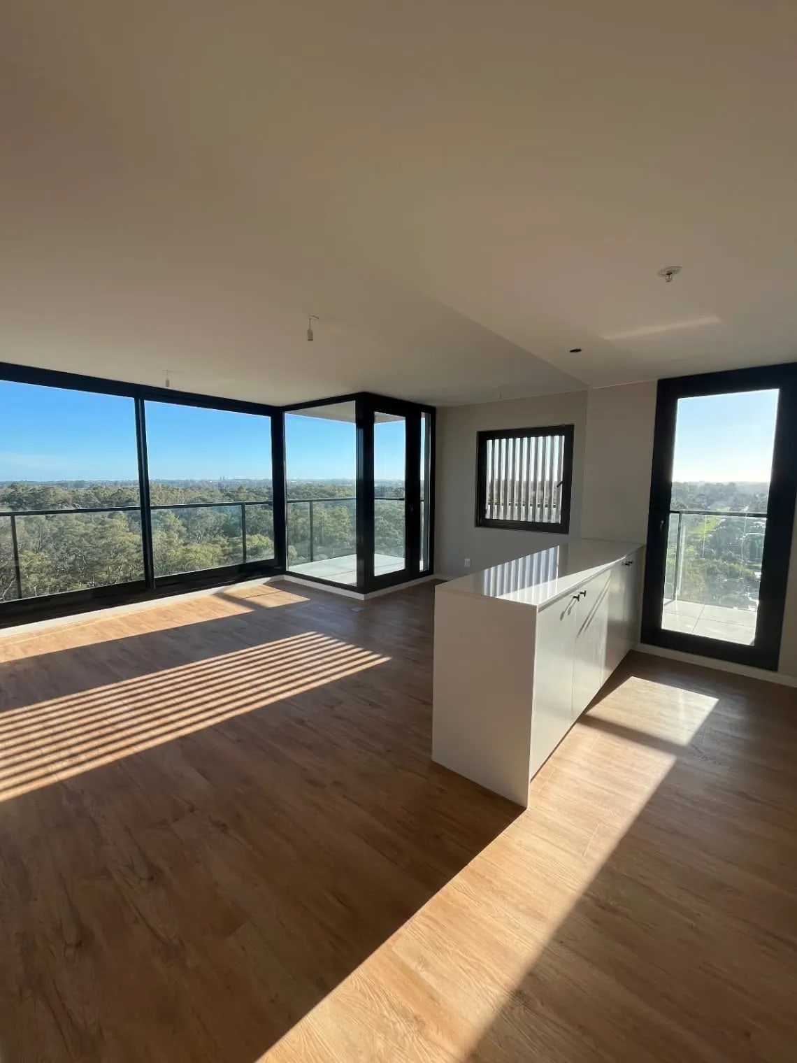 Apartamento en alquiler con 2 cocheras - Cala del Yacht · Foto 4