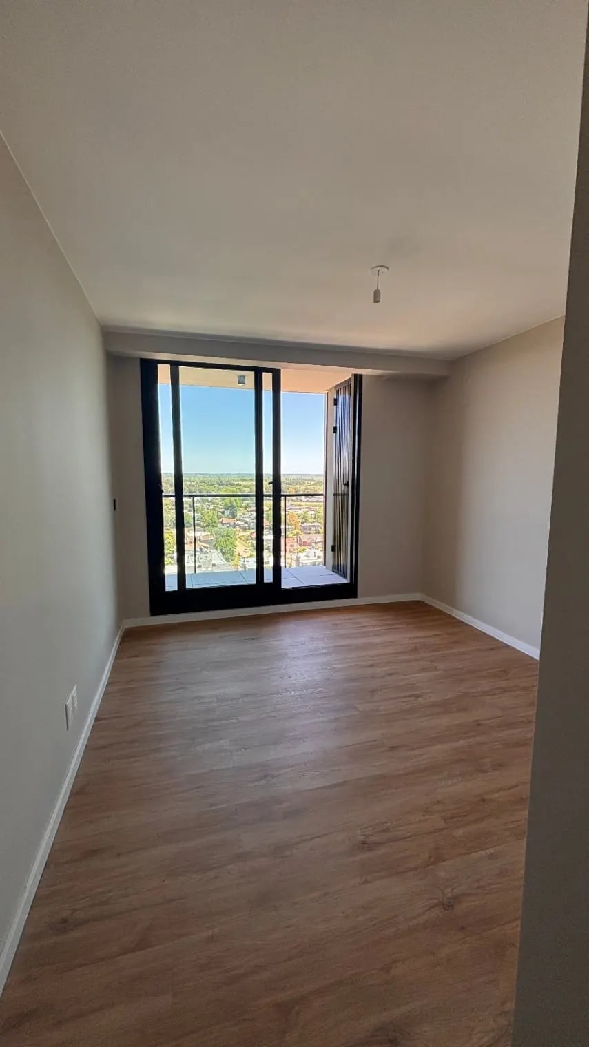 Apartamento en alquiler con 2 cocheras - Cala del Yacht · Foto 11
