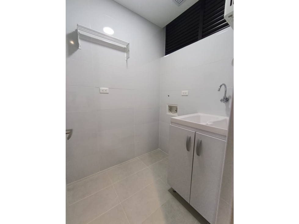 Apartaestudio en arriendo en La Candelaria, Medellín · foto 5 de 24