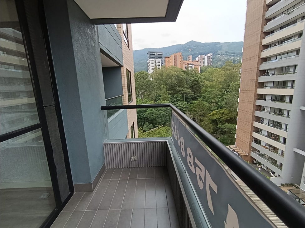 Apartaestudio en arriendo en La Candelaria, Medellín · foto 9 de 24