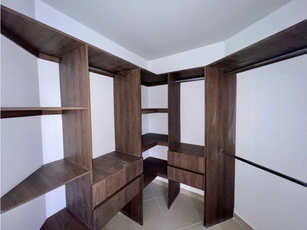 Apartamento en venta en Laureles, Medellín · foto 12 de 18