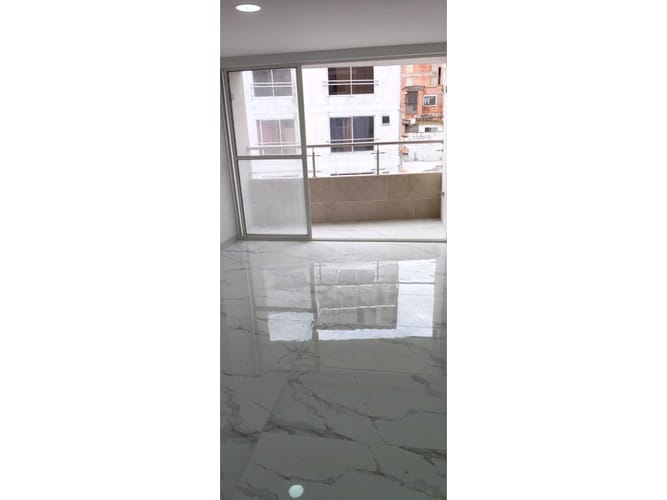 Apartamento de 3 alcobas en venta en Cabañas, Bello, 80 m² · foto 3 de 22