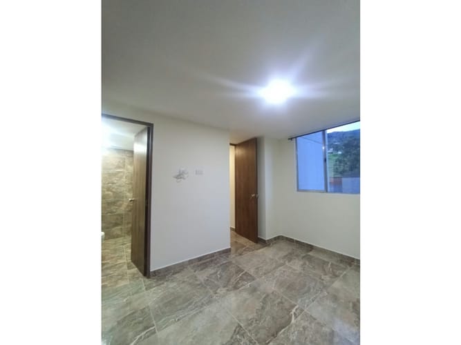 Apartamento de 3 alcobas en arriendo en Pajarito, Medellín, 54 m² · foto 14 de 19