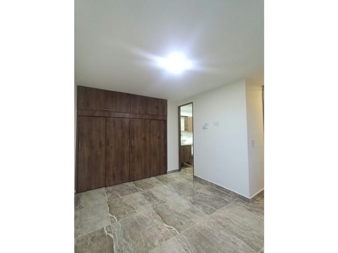 Apartamento de 3 alcobas en arriendo en Pajarito, Medellín, 54 m² · foto 15 de 19