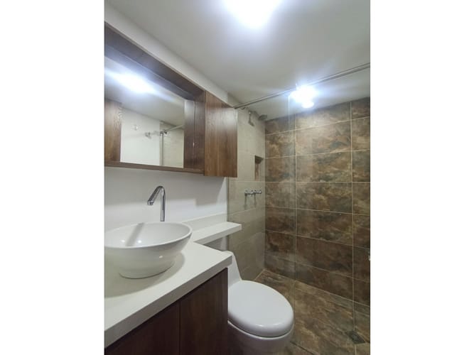 Apartamento de 3 alcobas en arriendo en Pajarito, Medellín, 54 m² · foto 16 de 19
