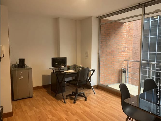 Oficina en arriendo en La Castellana, Armenia, 31 m² · foto 3 de 9