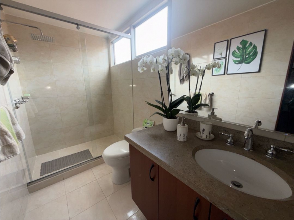 Casa en venta en Cerros De Suba, Bogotá · foto 12 de 17