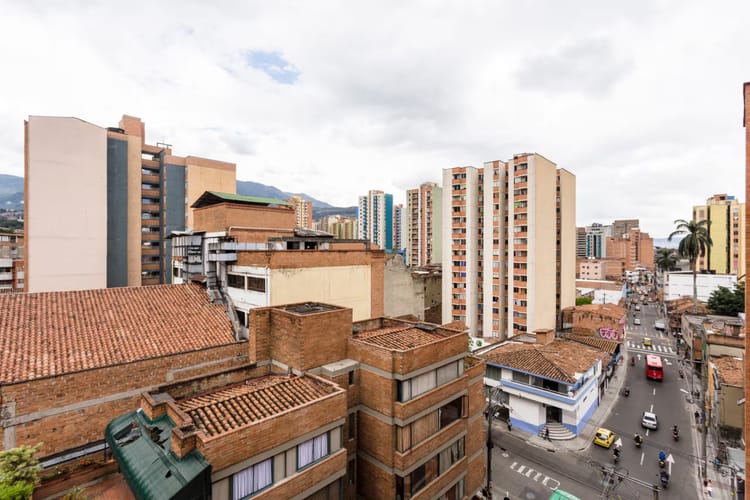 Apartaestudio en venta en Boston, Medellín, 58 m² · foto 18 de 19