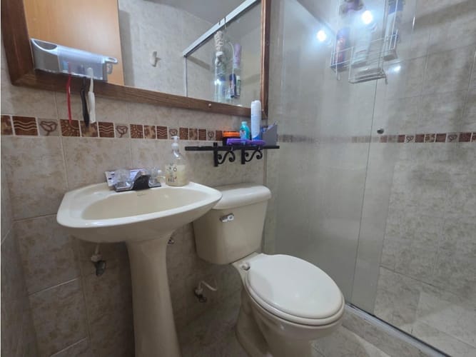 Casa de 3 alcobas en venta en Rodeo Alto, Medellín, 92 m² · foto 12 de 20