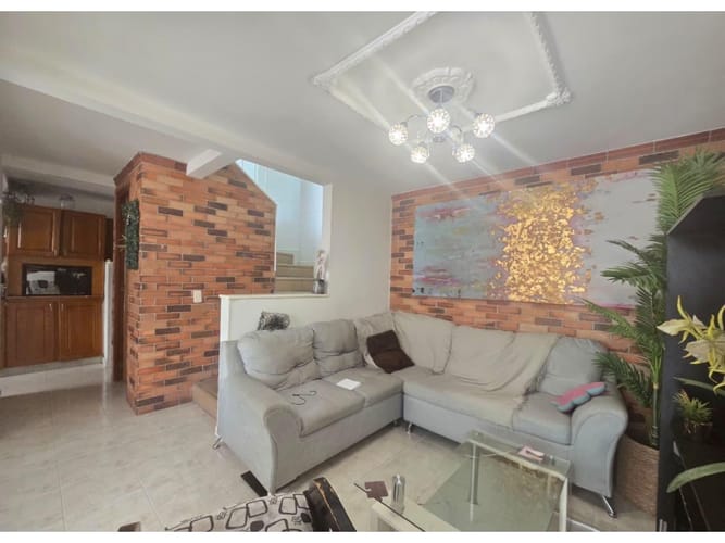 Casa de 3 alcobas en venta en Rodeo Alto, Medellín, 92 m² · foto 15 de 20