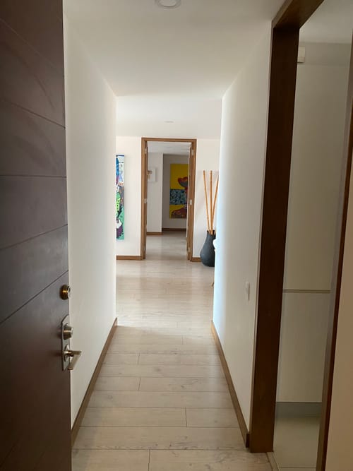 Apartamento de 3 alcobas en venta en Santa Ana, Bogotá, 153 m² · foto 2 de 16