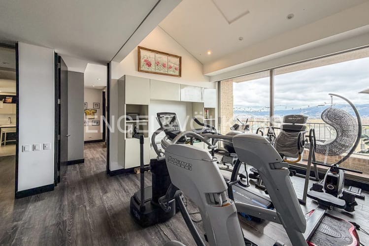 Apartamento de 3 alcobas en arriendo en Cerros De Suba, Bogotá, 283 m² · foto 14 de 20