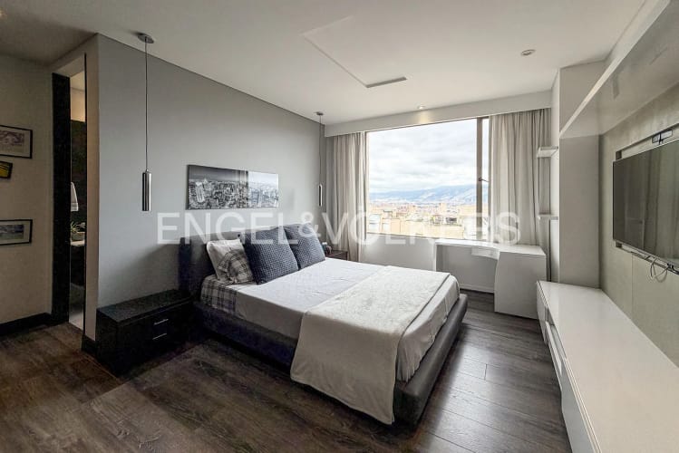 Apartamento de 3 alcobas en arriendo en Cerros De Suba, Bogotá, 283 m² · foto 10 de 20