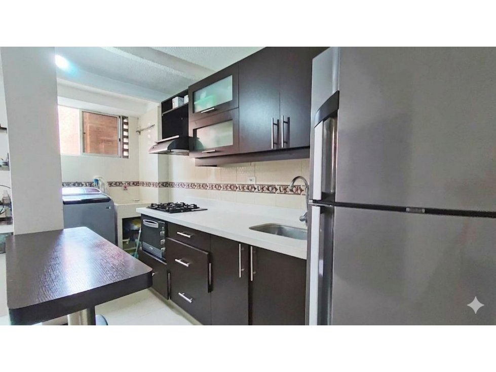Apartamento en venta en Zona Rural, Itagüí · foto 3 de 11