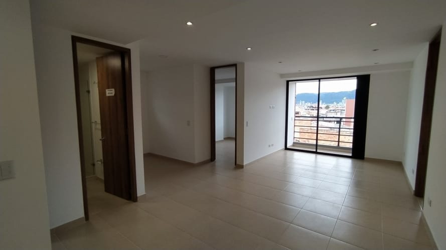 Apartamento de 3 alcobas en arriendo en Claret, Bogotá, 87 m² · foto 11 de 23