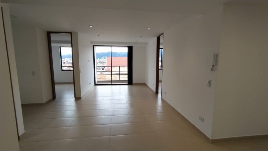 Apartamento de 3 alcobas en arriendo en Claret, Bogotá, 87 m² · foto 13 de 23