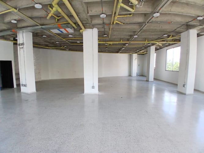 Local en arriendo en Villa Flora, Medellín, 205 m² · foto 7 de 10