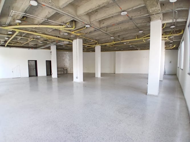 Local en arriendo en Villa Flora, Medellín, 205 m² · foto 8 de 10
