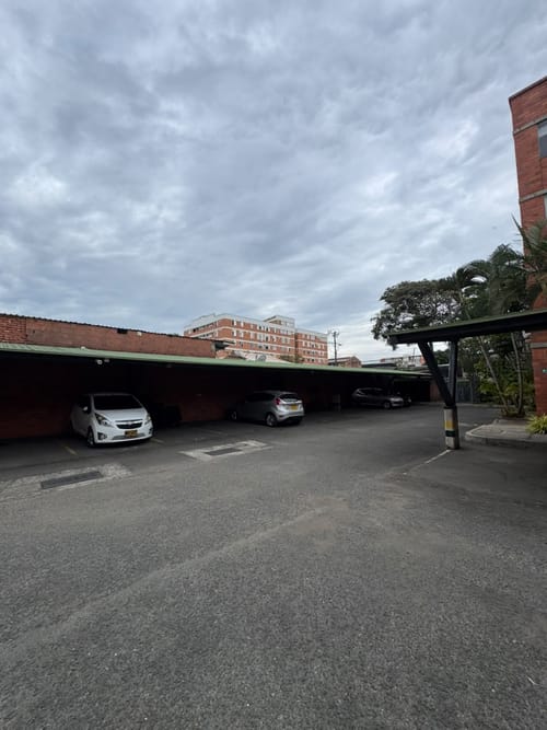 Apartamento de 3 alcobas en venta en Santa Anita, Cali, 65 m² · foto 18 de 20