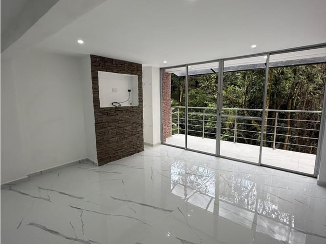 Casa de 6 alcobas en venta en Aves Maria, Sabaneta, 480 m² · foto 5 de 24