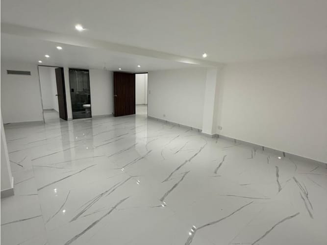 Casa de 6 alcobas en venta en Aves Maria, Sabaneta, 480 m² · foto 8 de 24