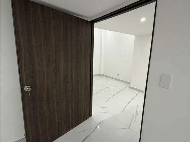 Casa de 6 alcobas en venta en Aves Maria, Sabaneta, 480 m² · foto 18 de 24