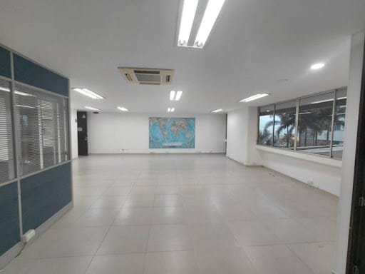 Oficina en arriendo en Los Balsos, Medellín, 95 m² · foto 10 de 24