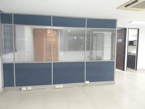 Oficina en arriendo en Los Balsos, Medellín, 95 m² · foto 22 de 24