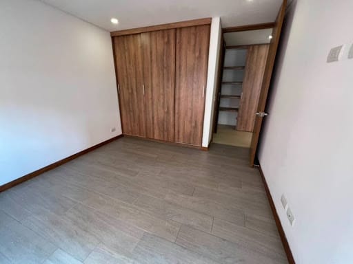 Apartamento de 3 alcobas en arriendo en Conquistadores, Medellín, 120 m² · foto 14 de 24