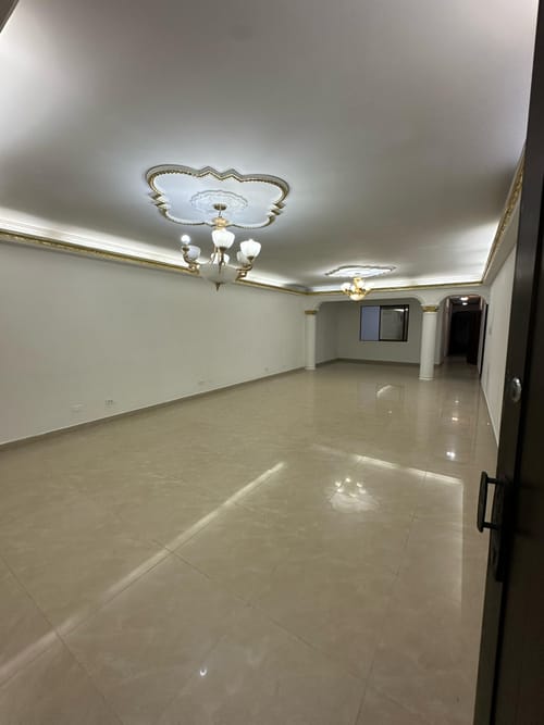 Casa de 8 alcobas en venta en El Limonar, Cali, 360 m² · foto 7 de 16