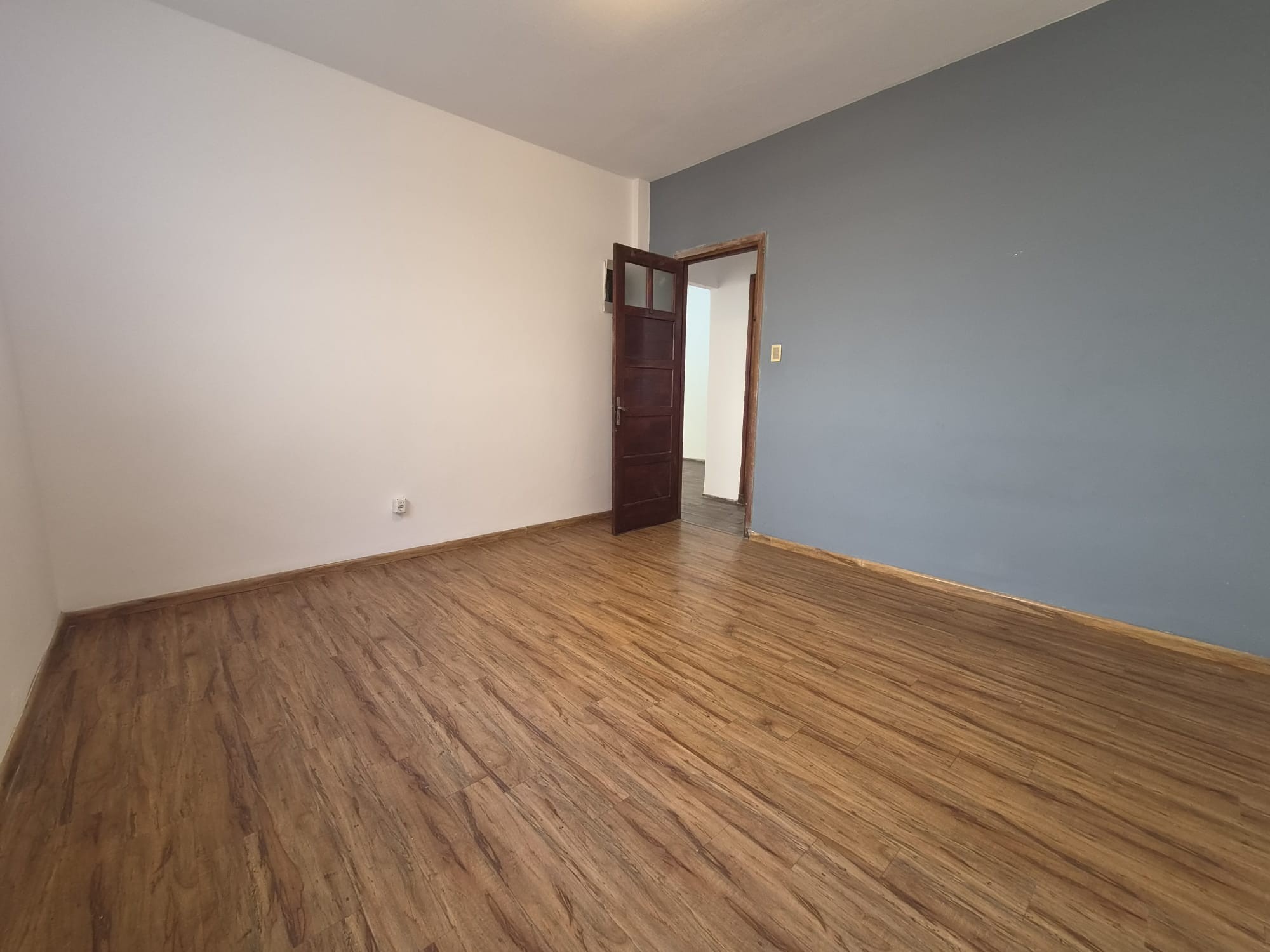 Apartamento tipo casa, con gran fondo y barbacoa · Foto 9