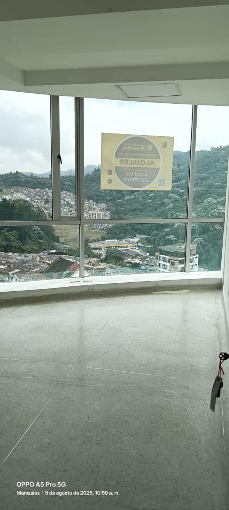Oficina en arriendo en Cable, Manizales, 18 m² · foto 8 de 11