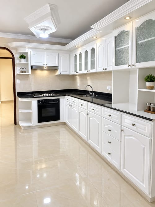 Casa de 8 alcobas en venta en El Limonar, Cali, 360 m² · foto 5 de 16