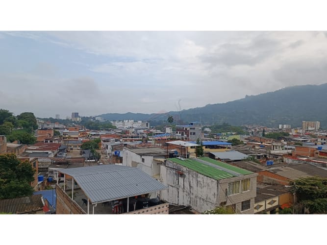Edificio en venta en La Francia, Ibagué, 351 m² · foto 18 de 24