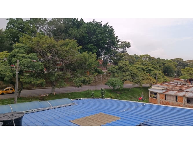 Edificio en venta en La Francia, Ibagué, 351 m² · foto 19 de 24