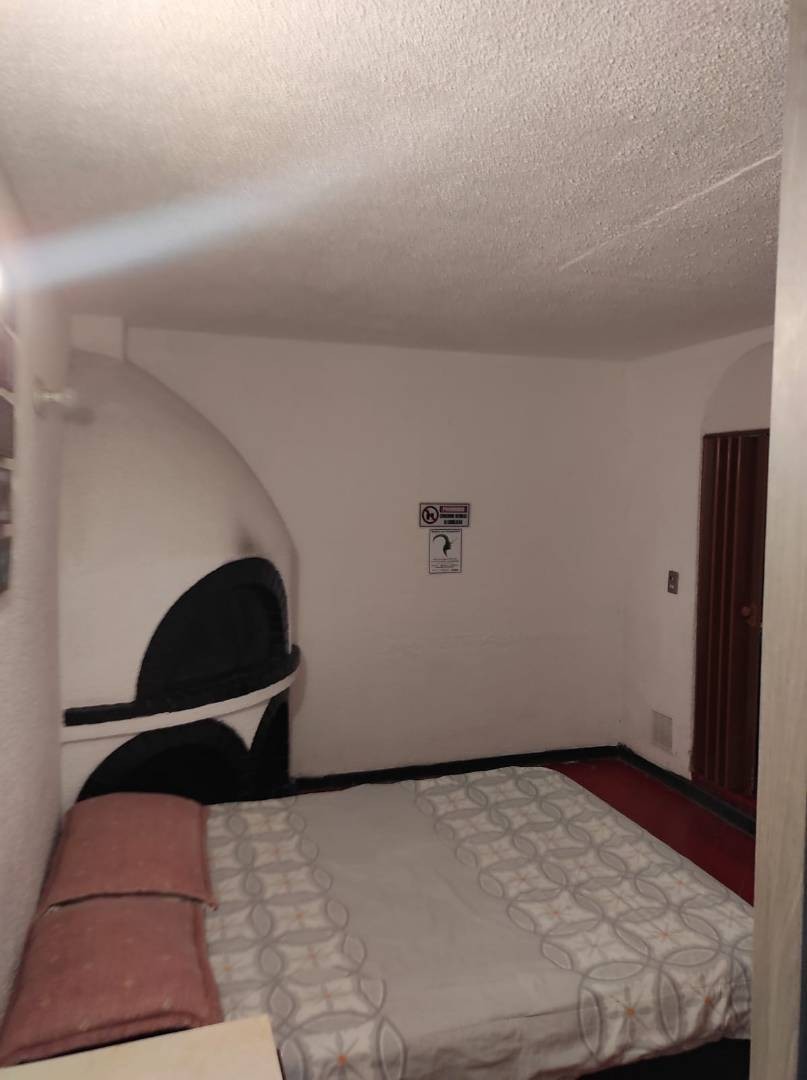 Casa en venta en Pasadena, Bogotá · foto 8 de 24