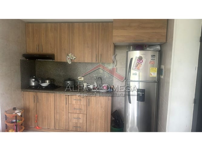 Apartamento de 3 alcobas en venta en San Martin, Ibagué, 42 m² · foto 3 de 17