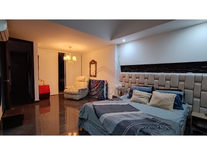 Casa de 4 alcobas en venta en La Samaria, Ibagué, 250 m² · foto 17 de 24
