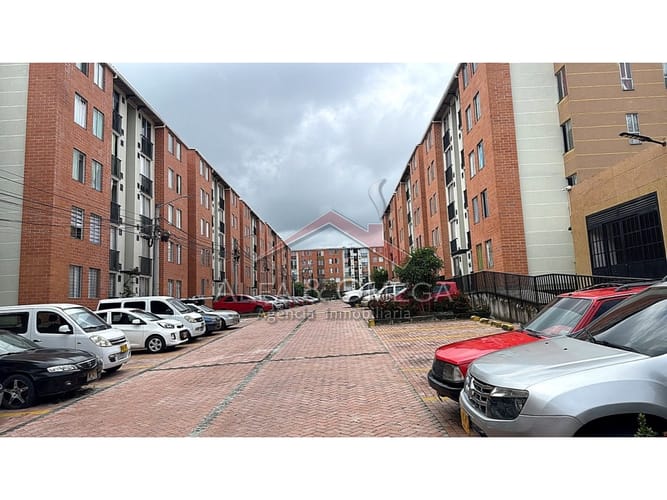 Apartamento de 3 alcobas en venta en San Martin, Ibagué, 42 m² · foto 7 de 17
